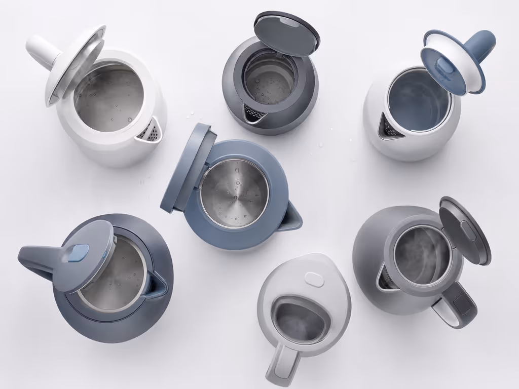 electric_kettle_open_lid_showing_filling_access